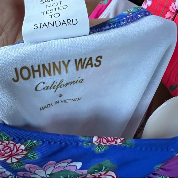NEW! Johnny Was Sample Tag One Piece Keyhole Swimsuit Size Small - Picture 6 of 7